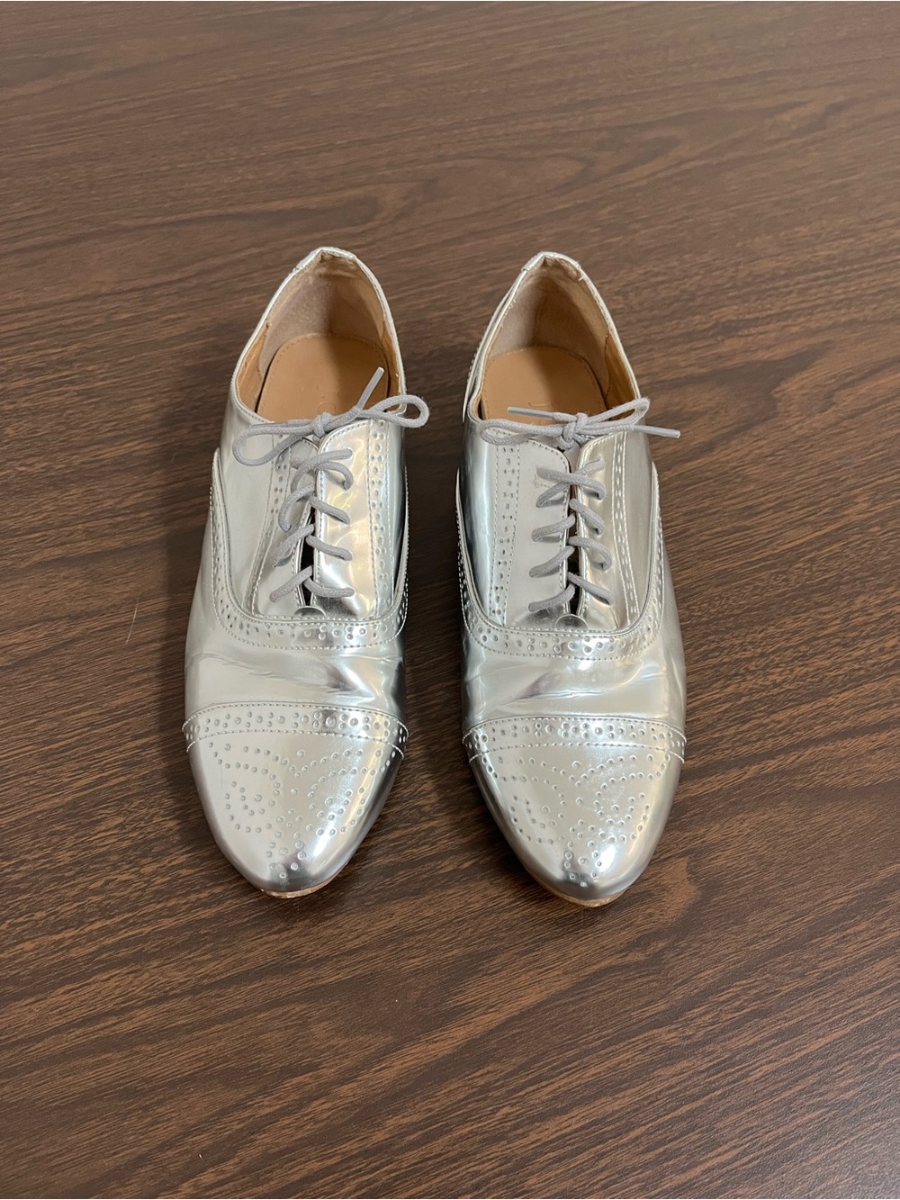 J.Crew Womens 7.5 Silver Metallic Leather Oxfords Cap Toe Brogue Lace Up